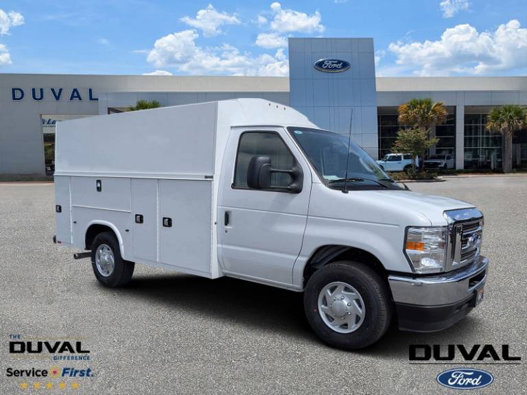2025 Ford E-350SD Base