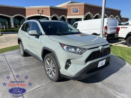 2019 Toyota RAV4 XLE Premium