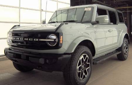 2023 Ford Bronco Outer Banks