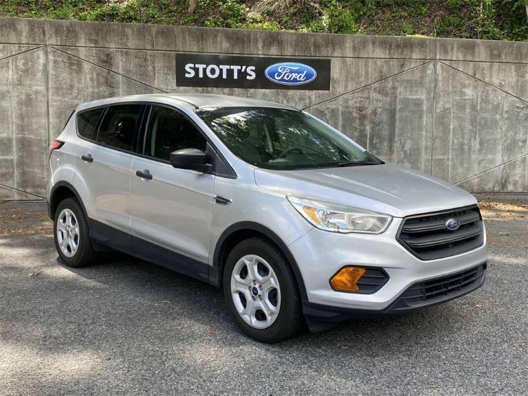 2017 Ford Escape S
