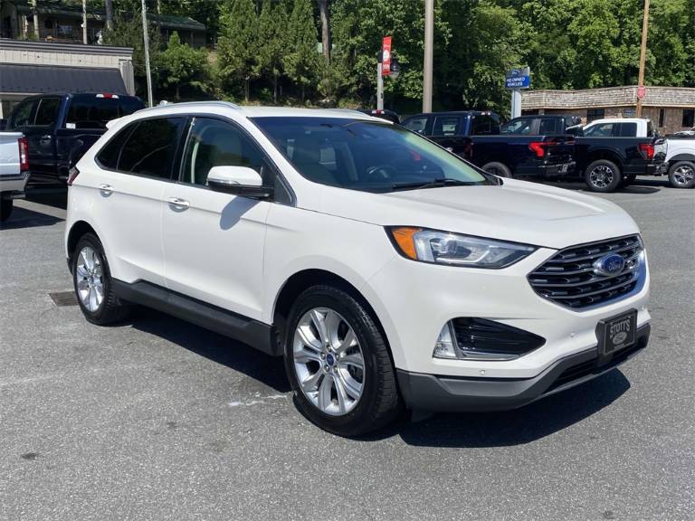 2020 Ford Edge Titanium