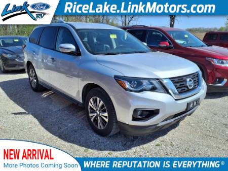 2020 Nissan Pathfinder SL