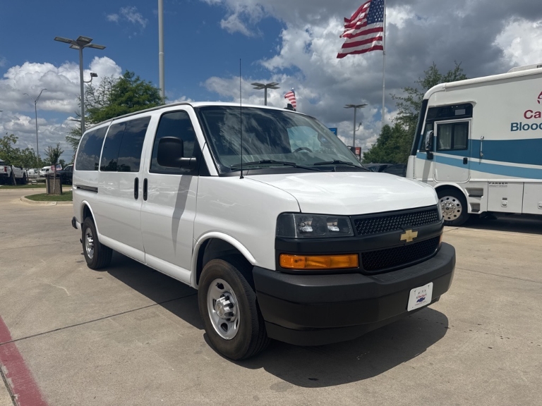 2023 Chevrolet Express 3500 LS