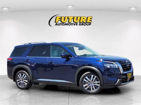 2022 Nissan Pathfinder Platinum