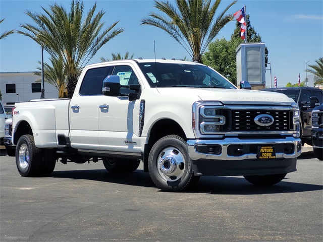2025 Ford F-350SD LARIAT