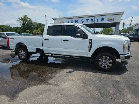 2023 Ford Super Duty F-350 SRW XLT