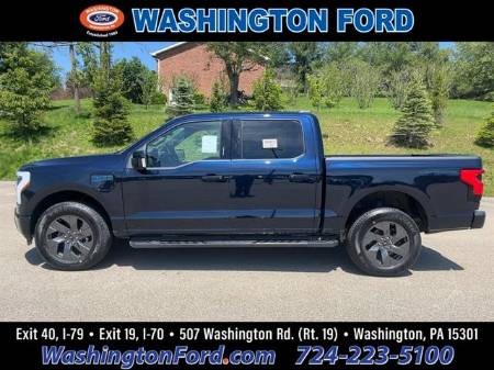 2025 Ford F-150 Lightning LARIAT