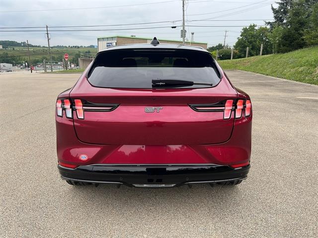 2025 Ford Mustang Mach-E GT photo 3