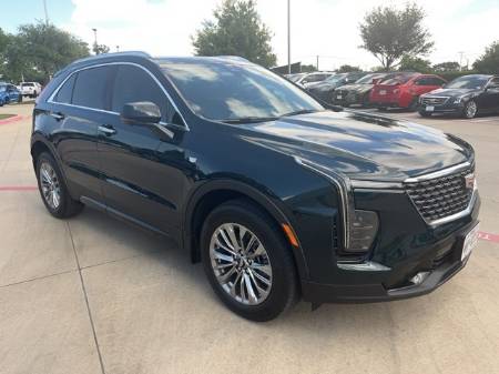 2025 Cadillac XT4 FWD Premium Luxury