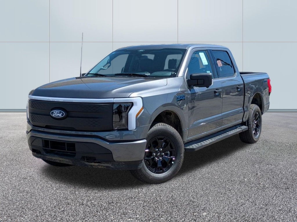 2025 Ford F-150 Lightning XLT