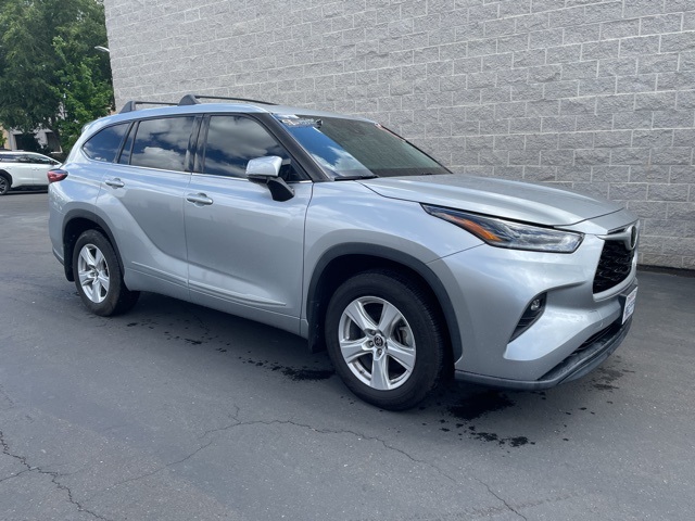 2021 Toyota Highlander LE