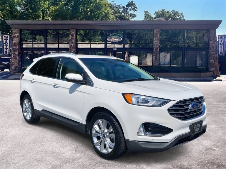 2020 Ford Edge Titanium