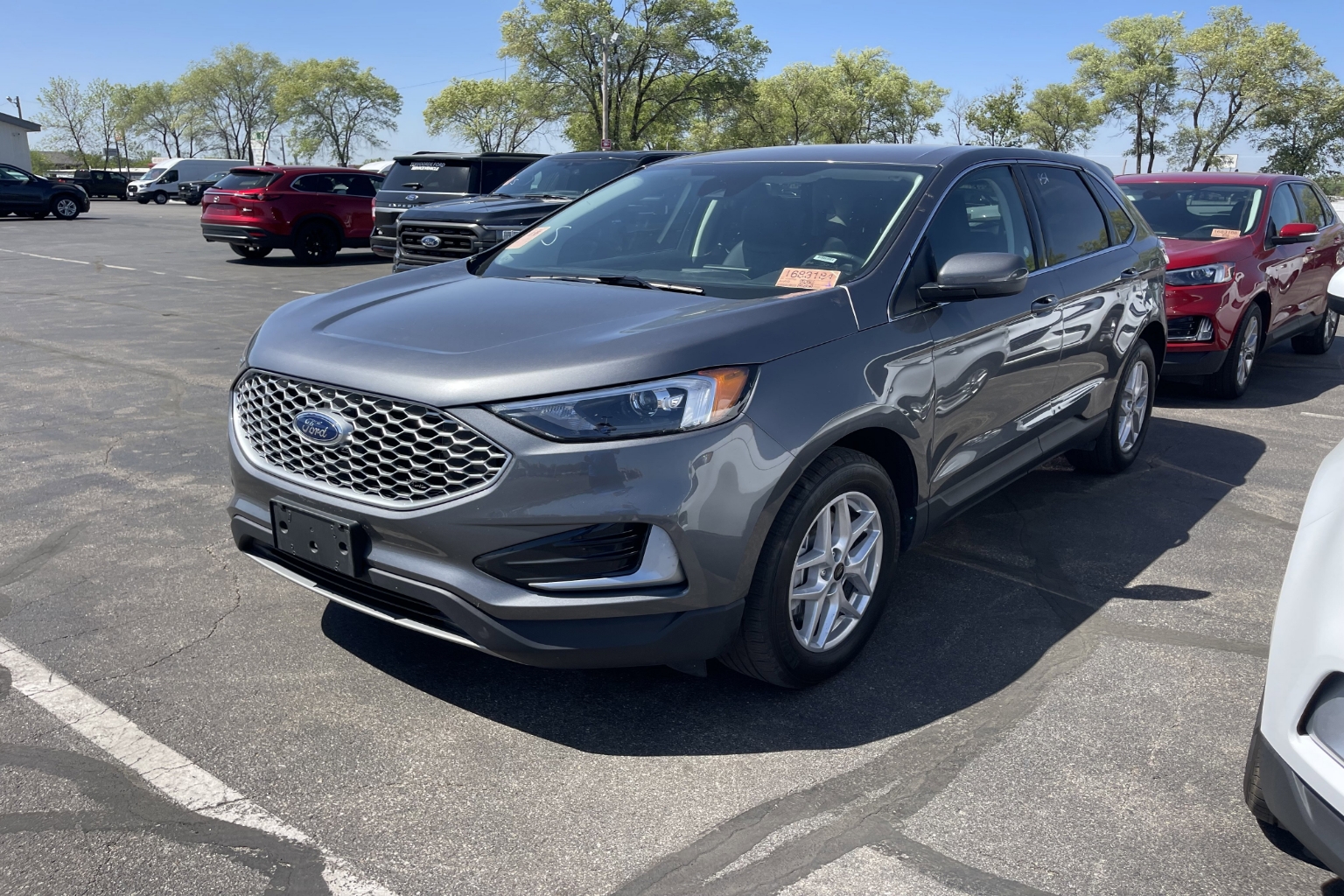 Used 2024 Ford Edge SEL with VIN 2FMPK4J97RBA77565 for sale in Saint Cloud, Minnesota