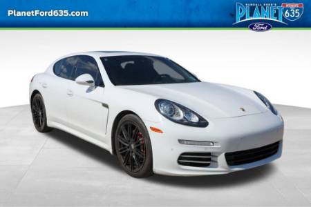 2015 Porsche Panamera 4S