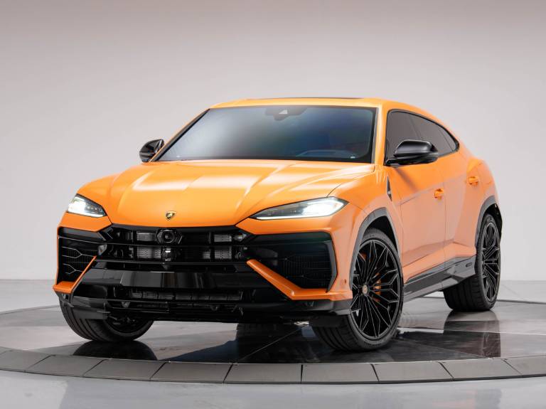 2025 Lamborghini Urus SE
