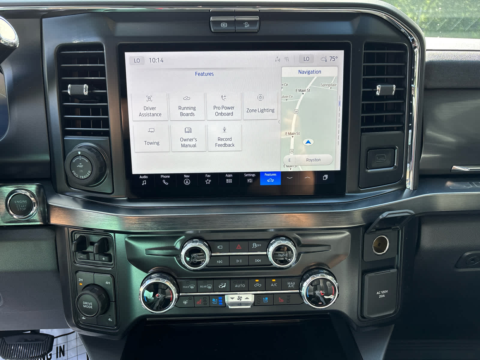 2025 Ford F-250 Lariat photo 13