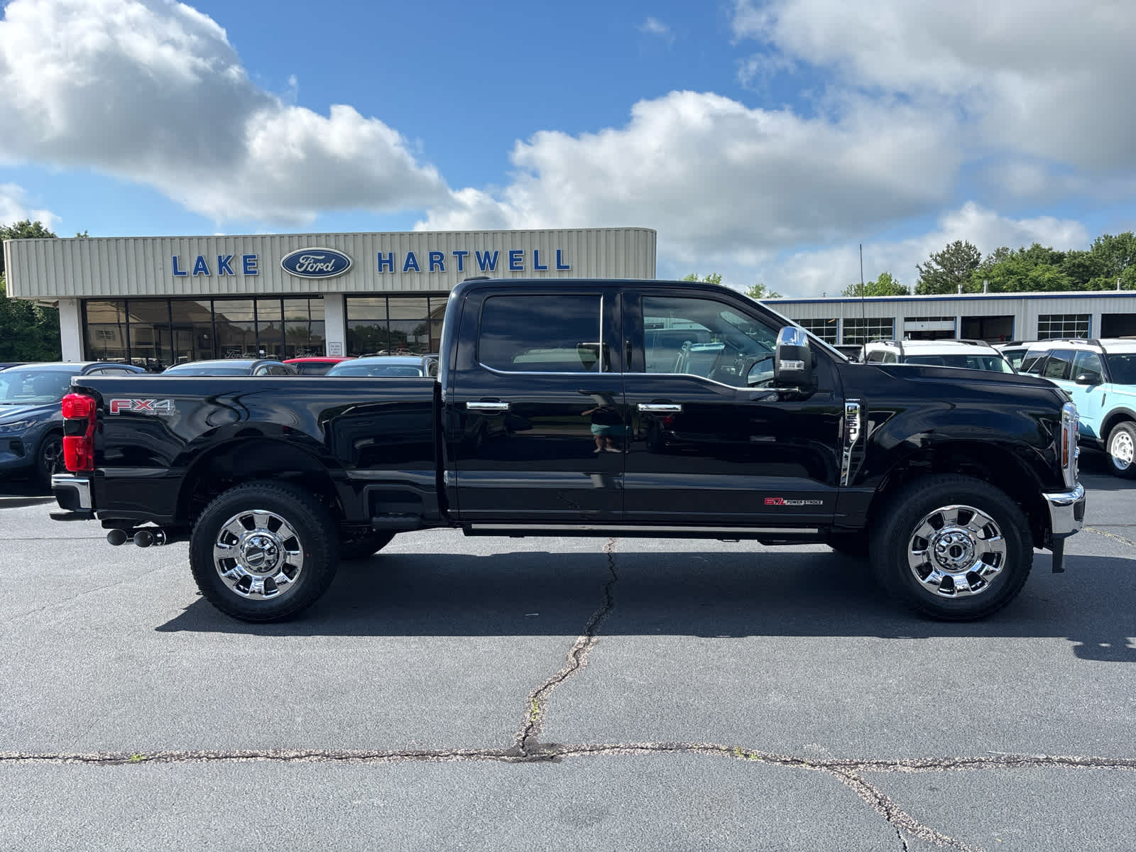 2025 Ford F-250 Lariat photo 28