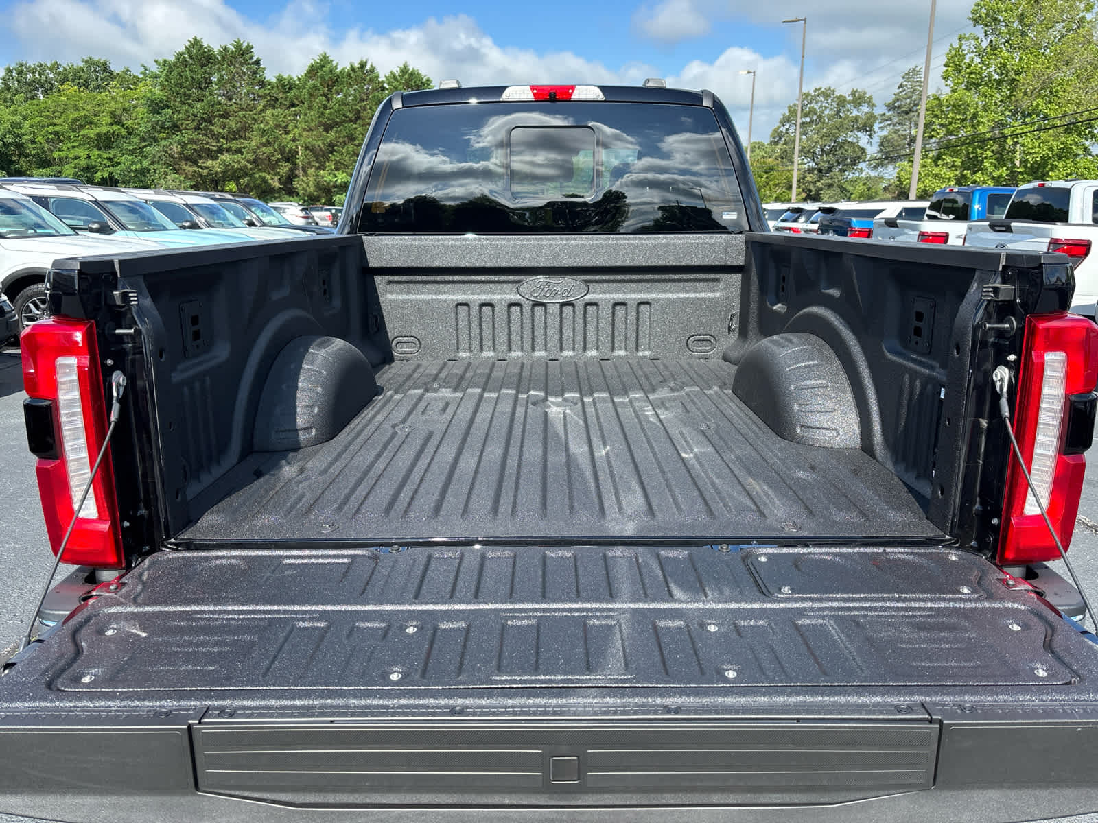 2025 Ford F-250 Lariat photo 30