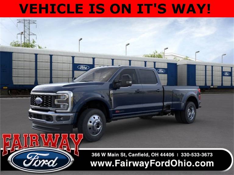 2025 Ford F-450SD LARIAT