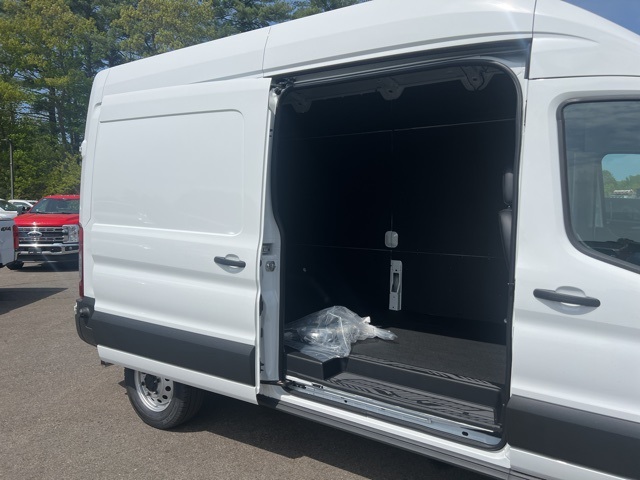 2025 Ford Transit photo 11