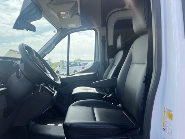 2025 Ford Transit photo 12