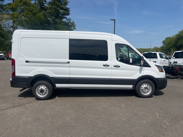 2025 Ford Transit photo 3