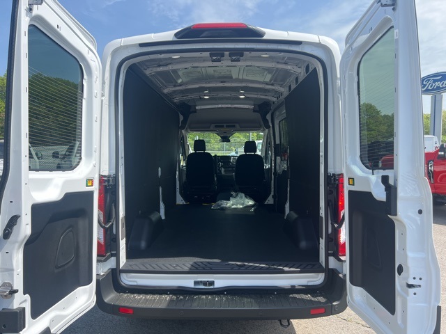 2025 Ford Transit photo 8