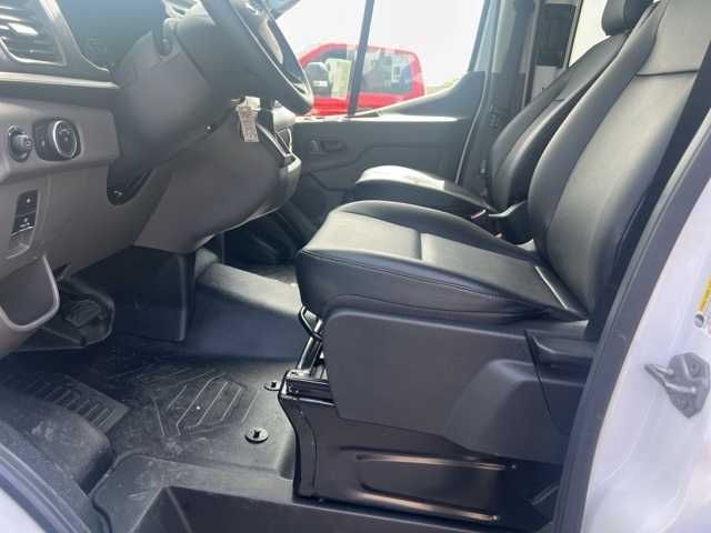 2025 Ford Transit photo 12