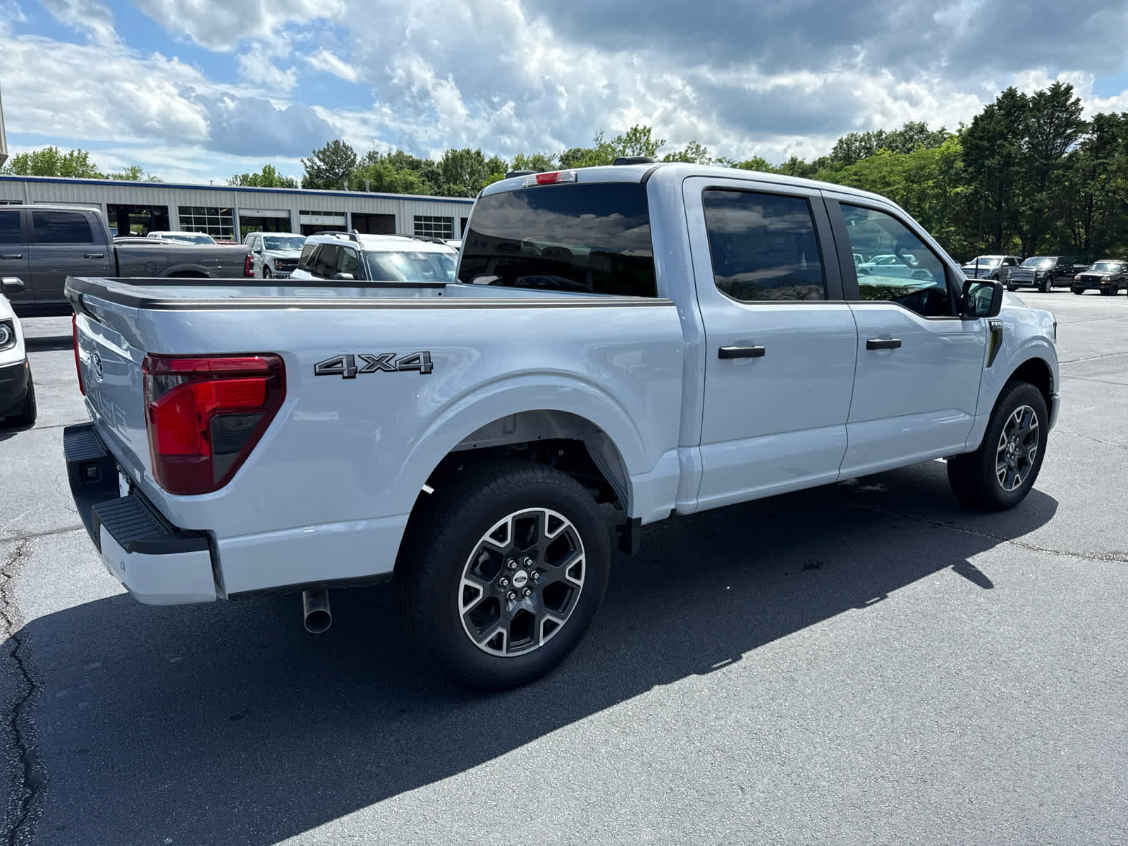 2025 Ford F-150 STX photo 4