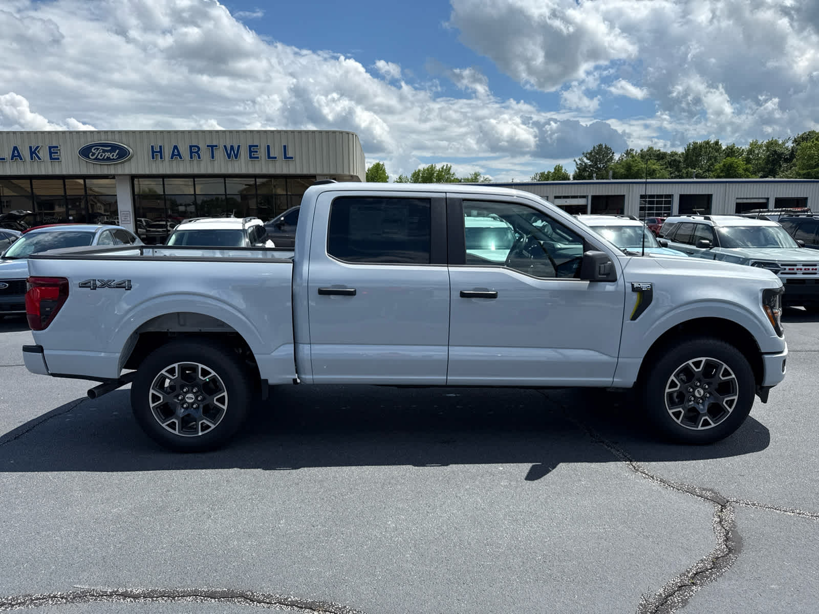 2025 Ford F-150 STX photo 22