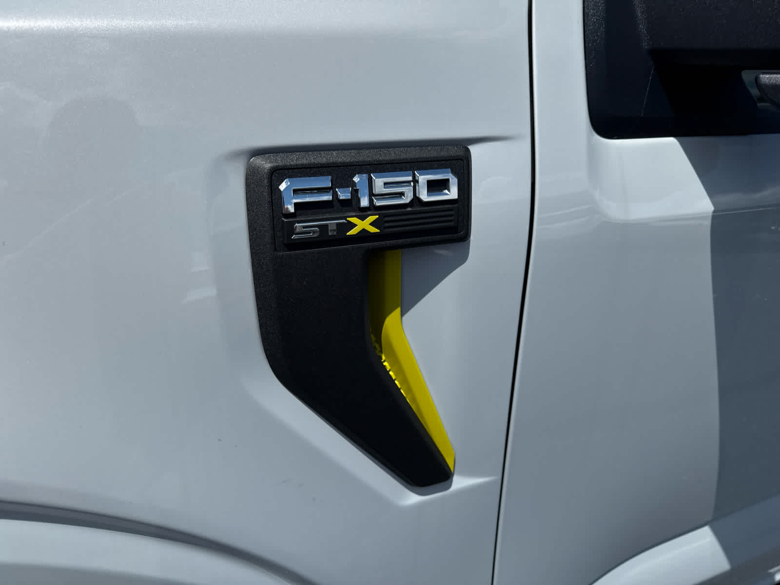 2025 Ford F-150 STX photo 27