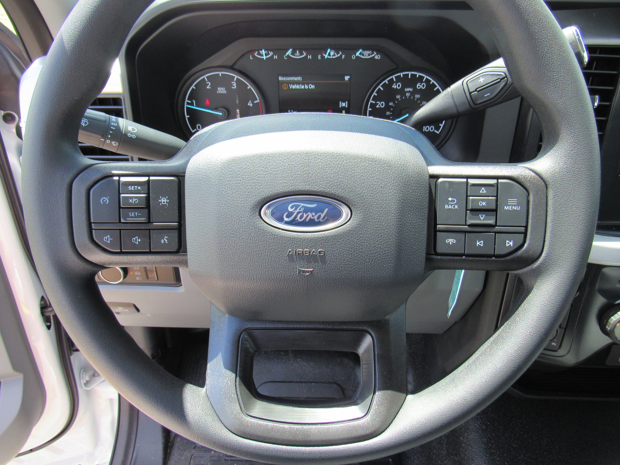 2025 Ford F-350 photo 14
