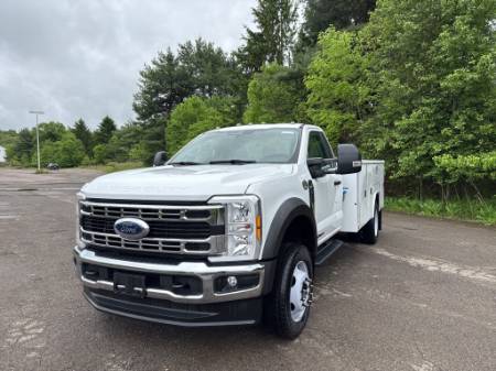 2024 Ford F-450SD XL