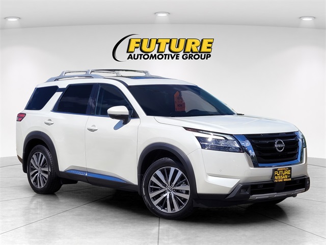 2022 Nissan Pathfinder Platinum