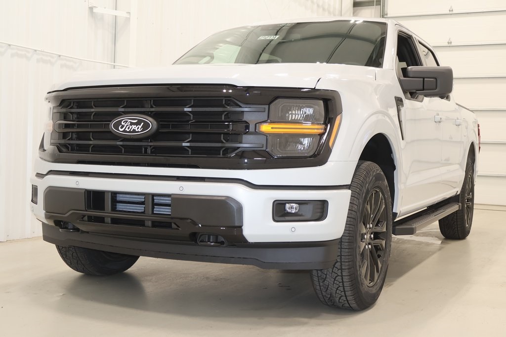 2025 Ford F-150 XLT photo 4