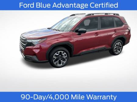 2025 Subaru Forester Base