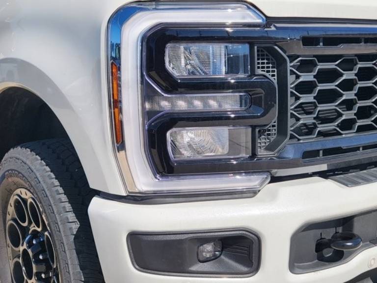 2025 Ford F-350 Super Duty Lariat - Photo 6
