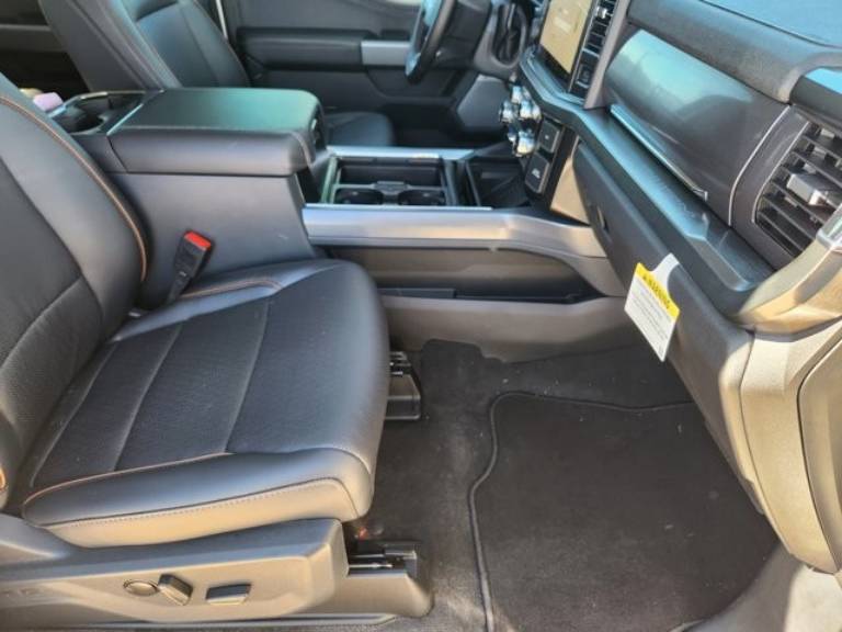 2025 Ford F-350 Super Duty Lariat - Photo 10