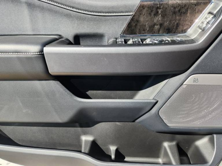 2025 Ford F-350 Super Duty Lariat - Photo 17