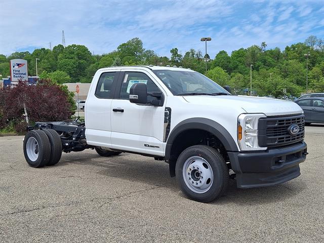 2024 Ford Super Duty F-550 DRW XL