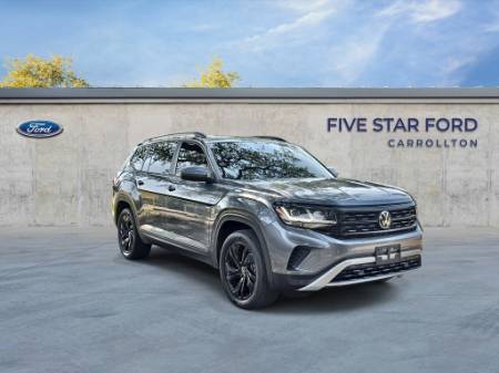 2022 Volkswagen Atlas 3.6L V6 SE w/Technology