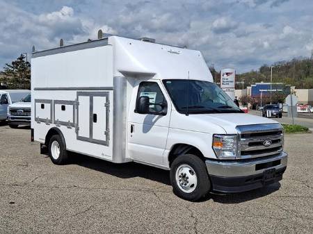 2026 Ford E-Series Workport E-450 DRW 158