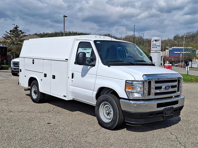 2025 Ford E-Series KUV E-350 SRW 138