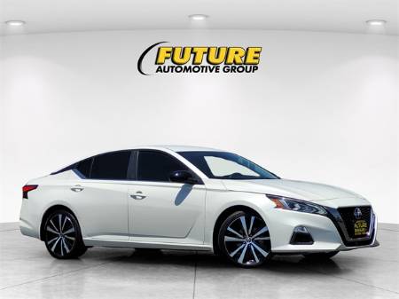 2020 Nissan Altima 2.5 SR