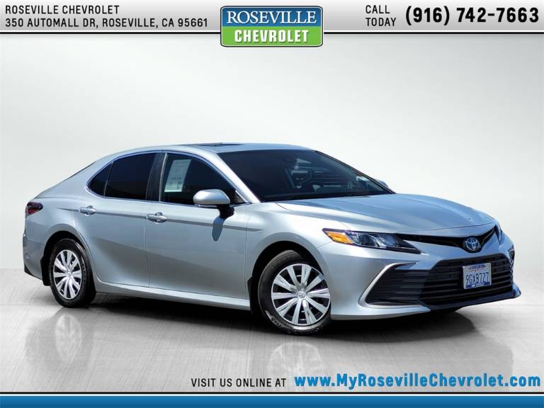 2023 Toyota Camry Hybrid LE