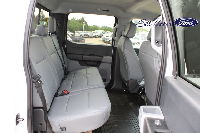2025 Ford F-250 photo 8