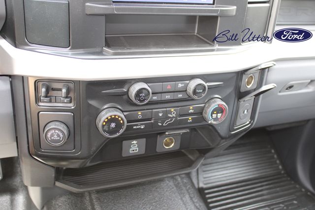 2025 Ford F-250 photo 11