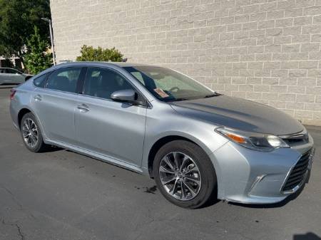 2017 Toyota Avalon XLE