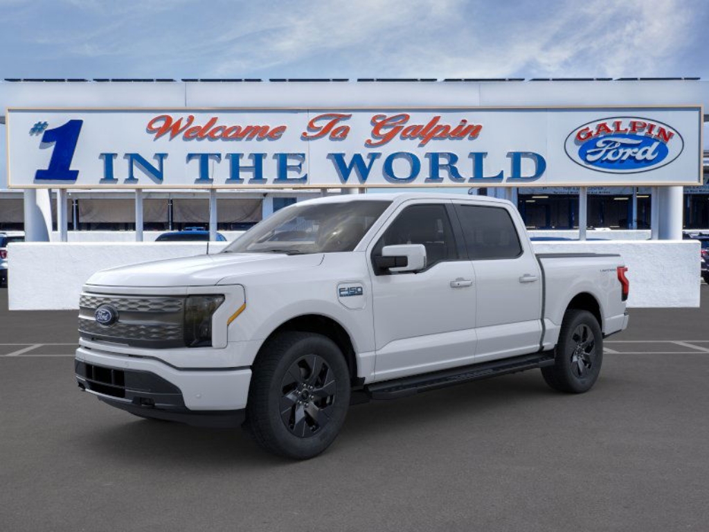 2025 Ford F-150 Lightning LARIAT