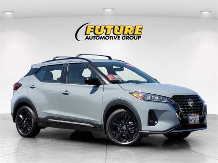 2024 Nissan Kicks SR